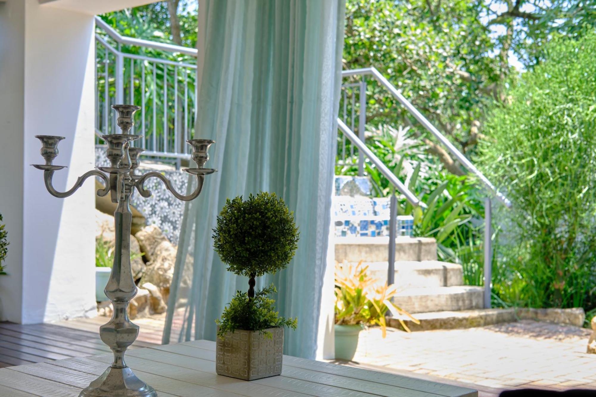 Апартаменти Be Our Guest Self Catering Mbombela Екстер'єр фото